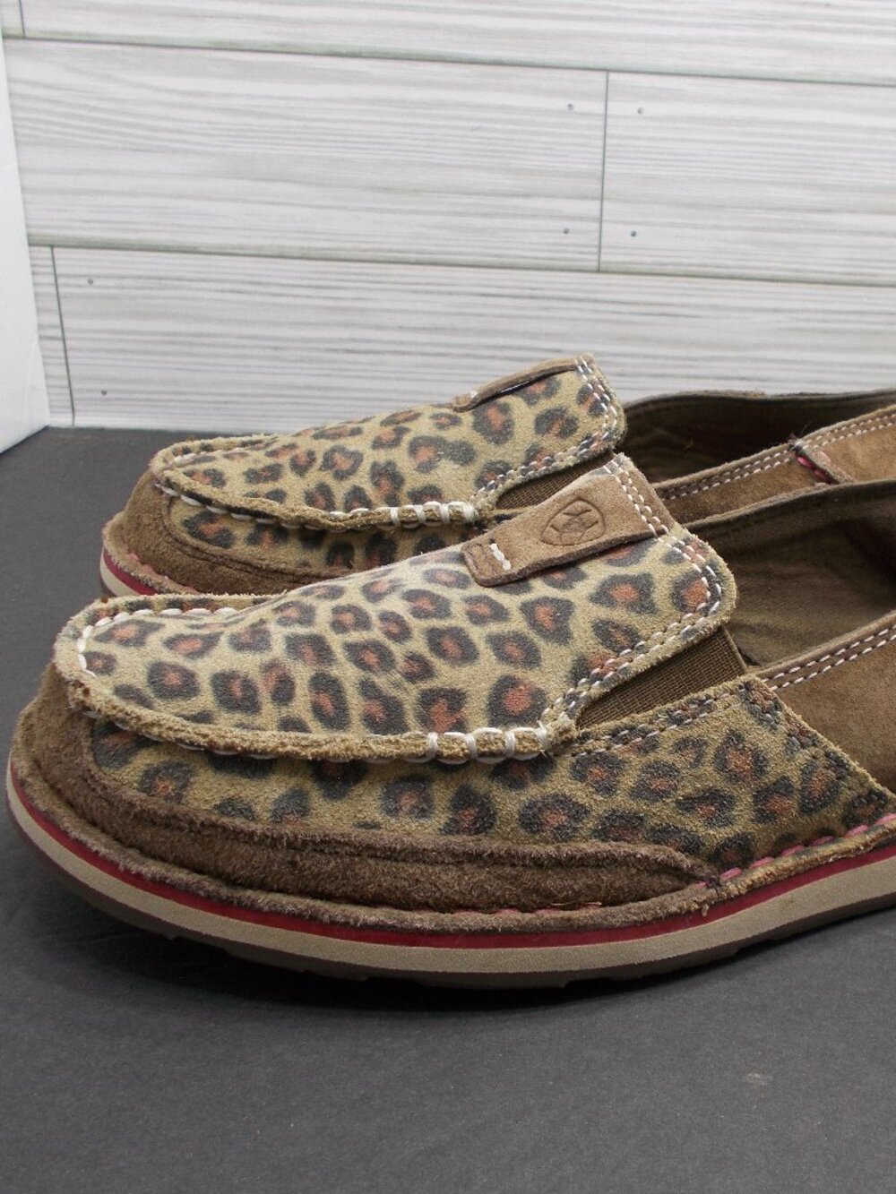 Ariat Cruiser Womens 8 Leopard Suede Slip On Loafers 10017458